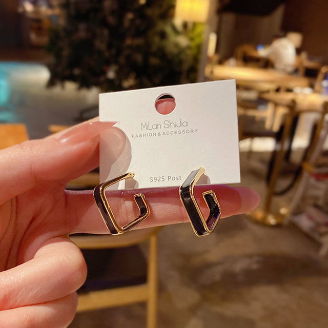 Damen-Ohrstecker mit kreisförmigem Design 6