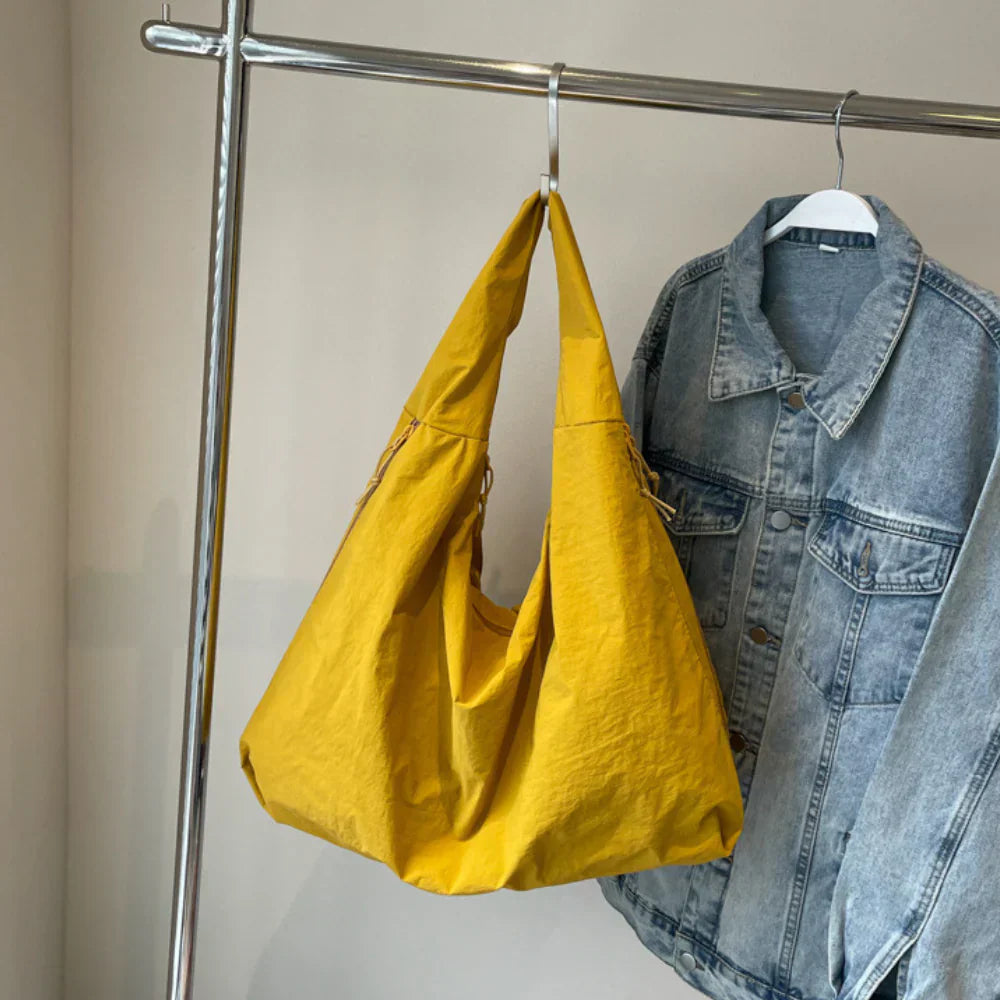 Damen-Umhängetasche mit geräumigem Innenraum 6