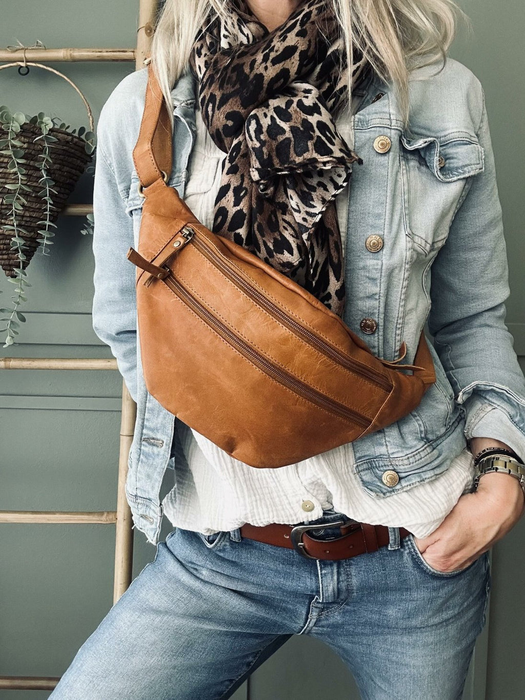 Damen Umhängetasche mit verstellbarem Riemen 0