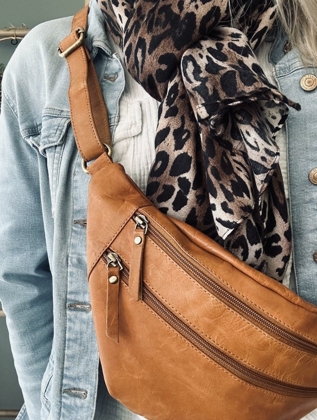 Damen Umhängetasche mit verstellbarem Riemen 2