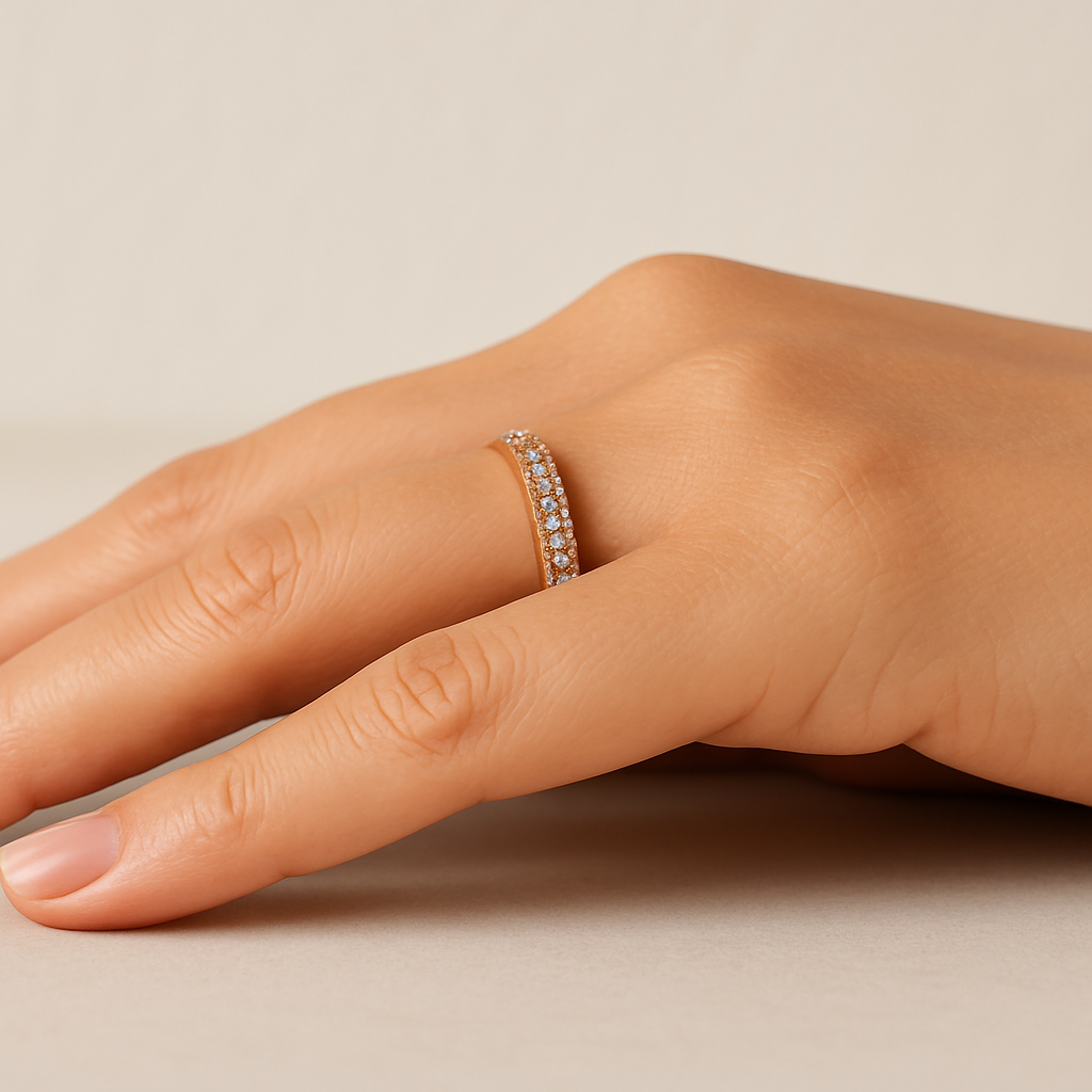 Damenring mit zartem, rundem Design für den Alltag 1