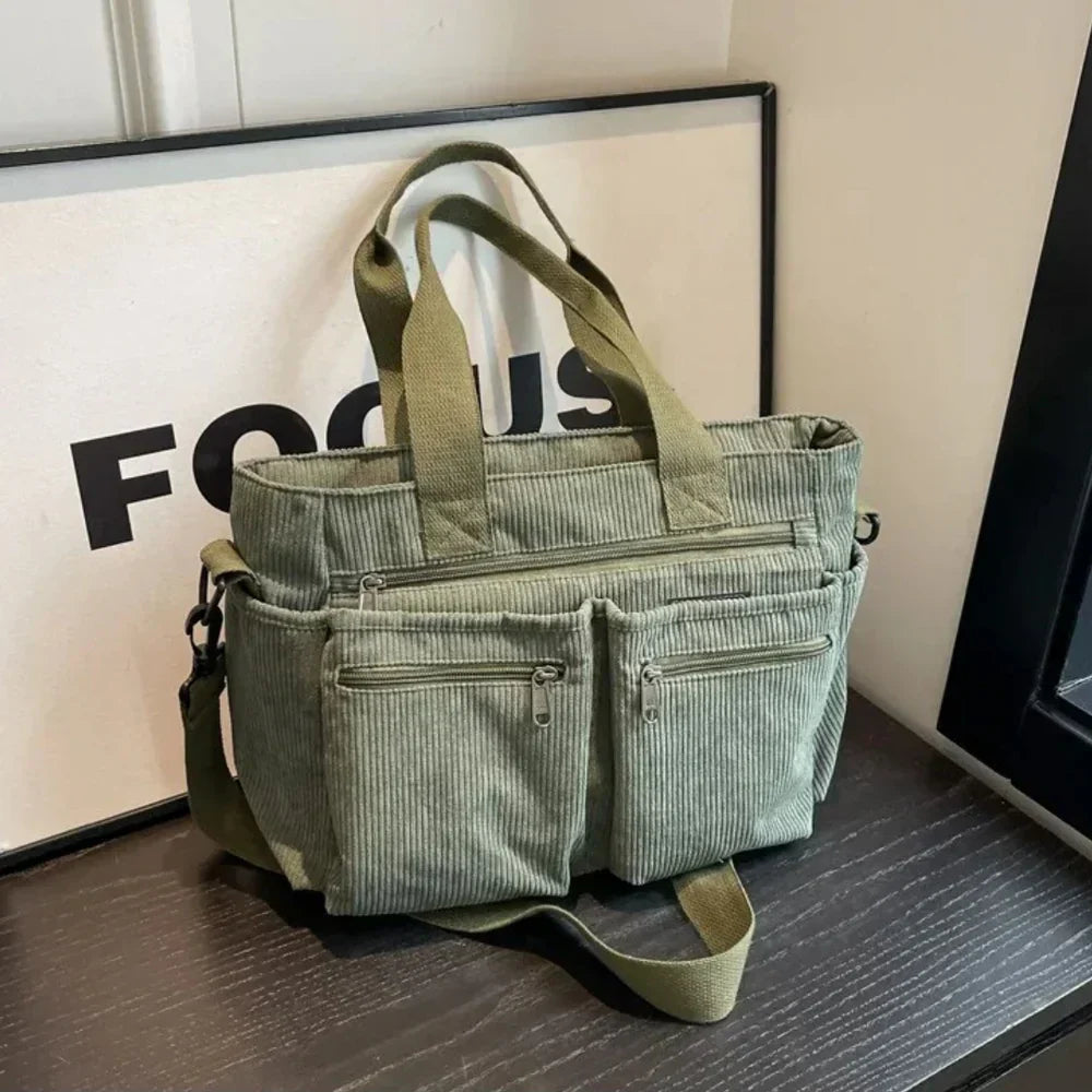 Geräumige Tragetasche für Damen mit verstellbarem Riemen 5